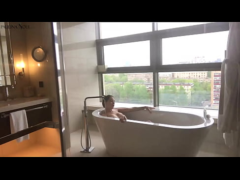 ❤️ Zoo heev babe Passionately jerking tawm nws pussy hauv chav dej ️❌ Super sex ntawm peb ☑